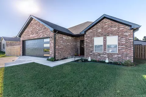 Exterior - 1245 Stella Ln, Trumann, AR 72472 photo 3 of 10