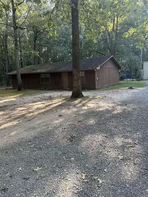 8818 Lisa Ln, Pine Bluff, AR 71603 photo 1