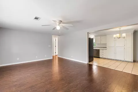 Living - 9309 Zuber Rd, Alexander, AR 72002 photo 5 of 8