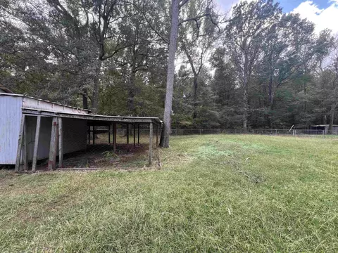 Exterior - 9112 Henderson Rd, Pine Bluff, AR 71603 photo 6 of 8