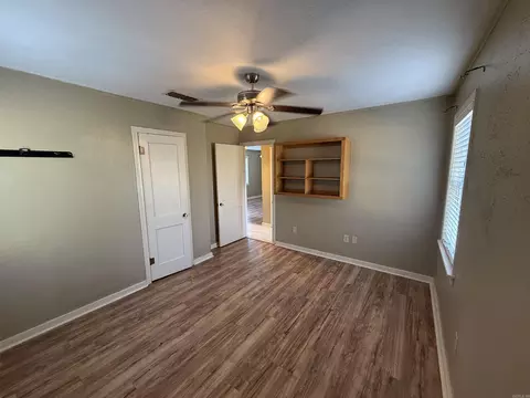 718 Dalewood, Benton, AR 72019 photo 23