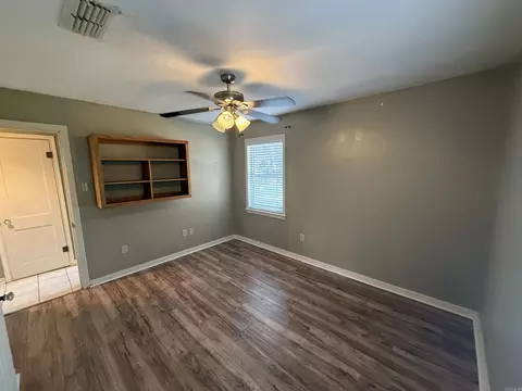 718 Dalewood, Benton, AR 72019 photo 22