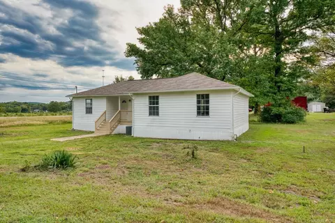 103 Sevier St, Mountain Pine, AR 71956 photo 4