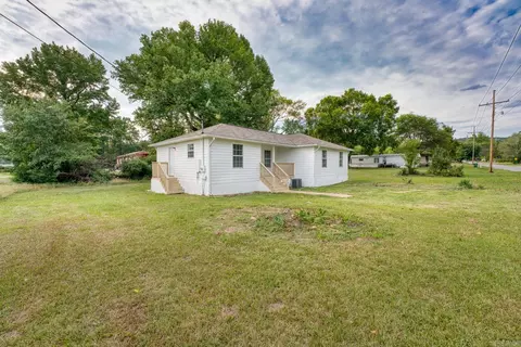 103 Sevier St, Mountain Pine, AR 71956 photo 3