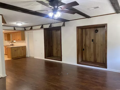 Living - 217 Hall St, Mount Ida, AR 71957 photo 3 of 7