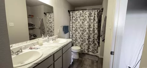 Bath - 105 Goldenrod Ln, Beebe, AR 72012 photo 1 of 4