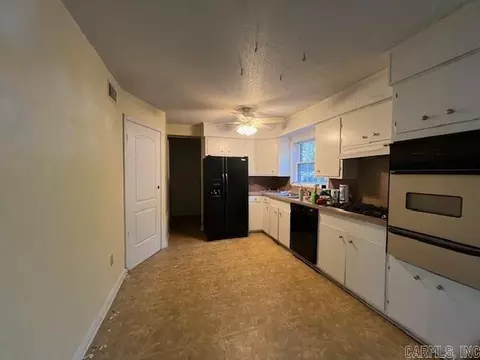 2120 W Lakeview Dr, Benton, AR 72015 photo 3