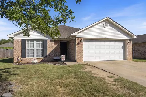 4490 Graham Dr, Conway, AR 72034 photo 1