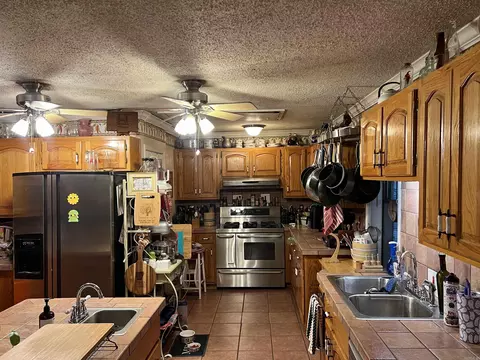 Kitchen - 6207 Brinkley Rd, Pine Bluff, AR 71603 photo 1 of 2