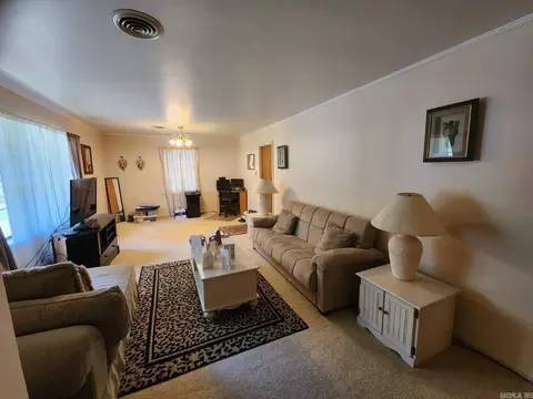 Living - 23 Southwood, Pine Bluff, AR 71603 photo 5 of 6