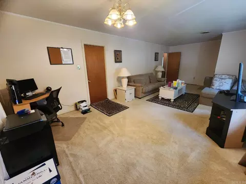 Living - 23 Southwood, Pine Bluff, AR 71603 photo 6 of 6
