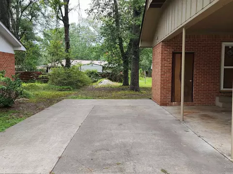Exterior - 23 Southwood, Pine Bluff, AR 71603 photo 6 of 11