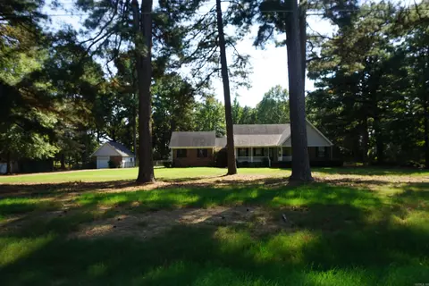 Exterior - 166 Pinewood Ln, Beebe, AR 72012 photo 4 of 8