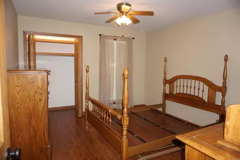 Bedroom - 166 Pinewood Ln, Beebe, AR 72012 photo 4 of 8