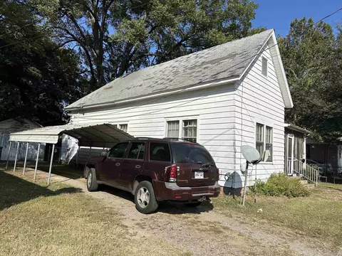 1703 E 7th Ave, Pine Bluff, AR 71601 photo 1