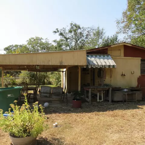 Exterior - 5801 W 7th, Pine Bluff, AR 71603 photo 5 of 7