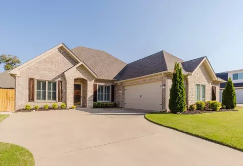 Exterior - 2300 Abigail Dr, Bryant, AR 72022 photo 2 of 5