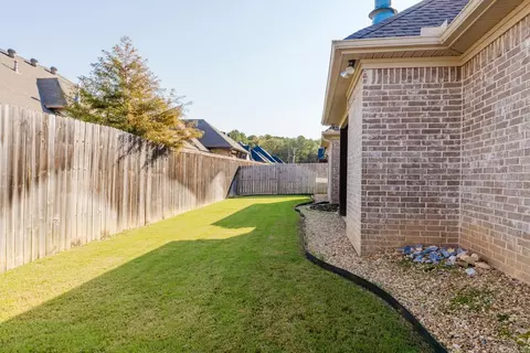 Exterior - 2300 Abigail Dr, Bryant, AR 72022 photo 5 of 5