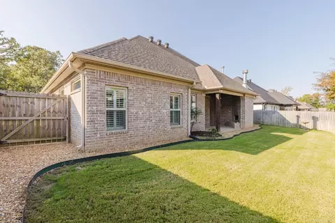 Exterior - 2300 Abigail Dr, Bryant, AR 72022 photo 4 of 5