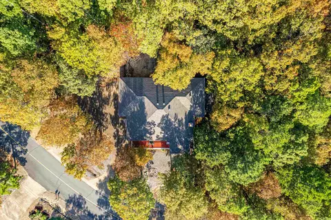 68 Castano Dr, Hot Springs Village, AR 71909