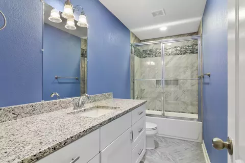 Bath - 112 Johnson Rd, Scott, AR 72142 photo 3 of 3