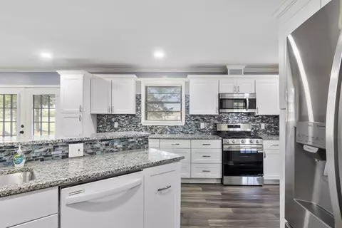 Kitchen - 112 Johnson Rd, Scott, AR 72142 photo 2 of 4