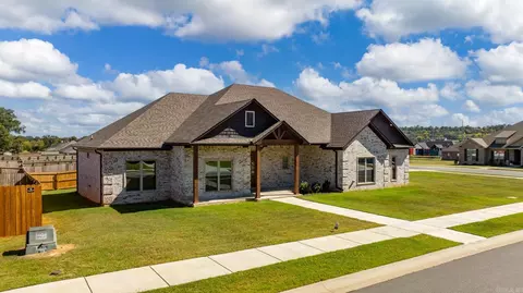 1506 Ivy Place Dr, Conway, AR 72034 photo 2