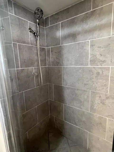 Bath - 903 S Washington St, Pine Bluff, AR 71601 photo 1 of 5