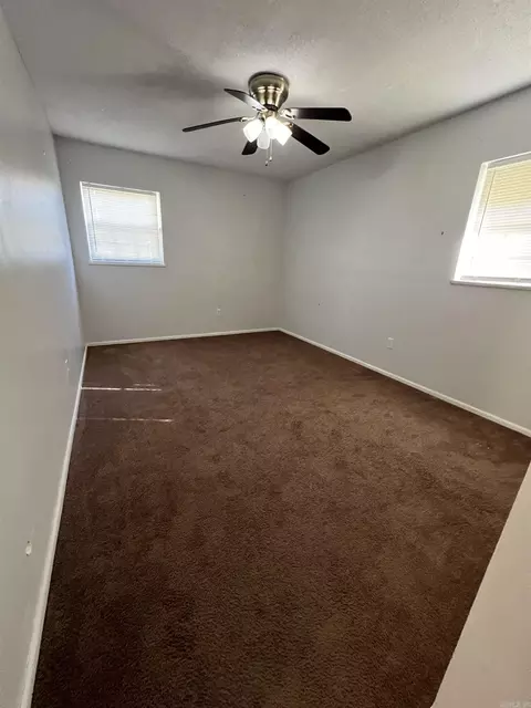 Bedroom - 903 S Washington St, Pine Bluff, AR 71601 photo 2 of 3
