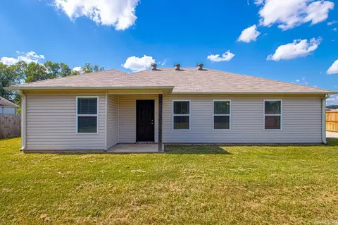 Exterior - 260 Hemlock Dr, Conway, AR 72032 photo 13 of 13