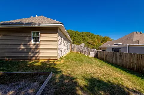 Exterior - 3978 Eastern Slope Dr, Alexander, AR 72002 photo 5 of 6