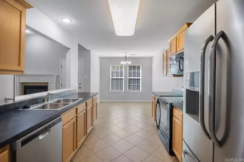 Kitchen - 3978 Eastern Slope Dr, Alexander, AR 72002 photo 2 of 2