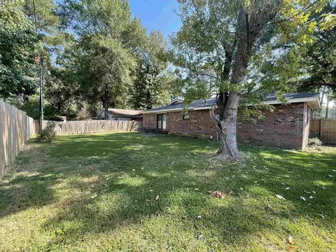 Exterior - 1004 N Jp Wright Rd, Jacksonville, AR 72076 photo 2 of 3