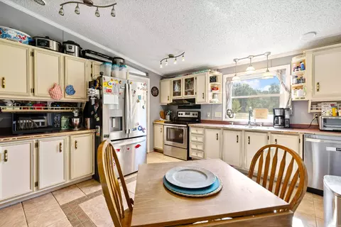 Kitchen - 4533 Driskill Dr, Cabot, AR 72023 photo 1 of 4