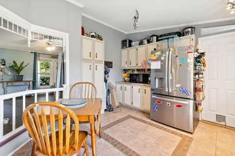 Kitchen - 4533 Driskill Dr, Cabot, AR 72023 photo 4 of 4