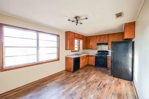 635 S 2nd St, Hampton, AR 71744 photo 2