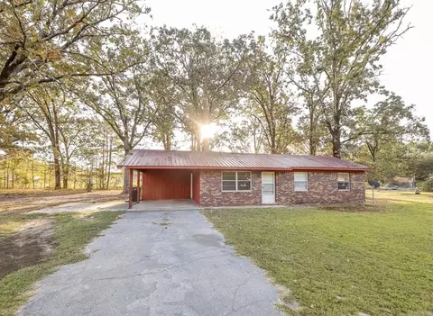 635 S 2nd St, Hampton, AR 71744 photo 1