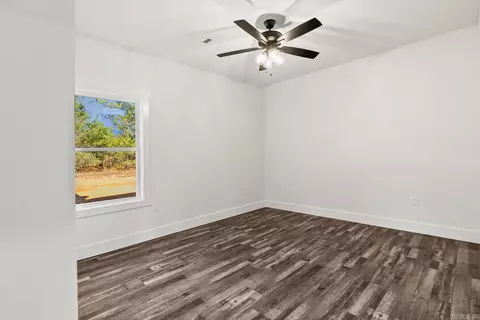 Bedroom - 14 Ules Watson Dr, Greenbrier, AR 72058 photo 4 of 4