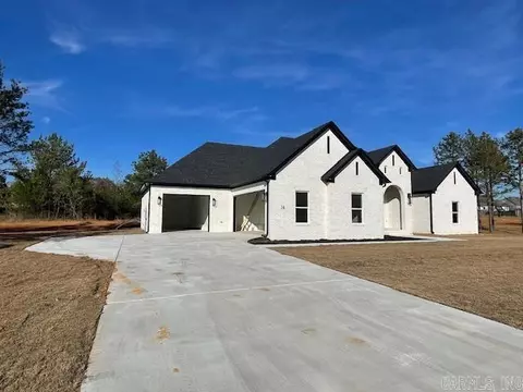 Exterior - 14 Ules Watson Dr, Greenbrier, AR 72058 photo 2 of 6