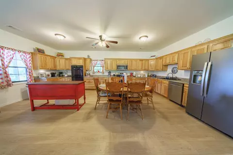 10 Strawberry Valley Rd, Ash Flat, AR 72513 photo 16