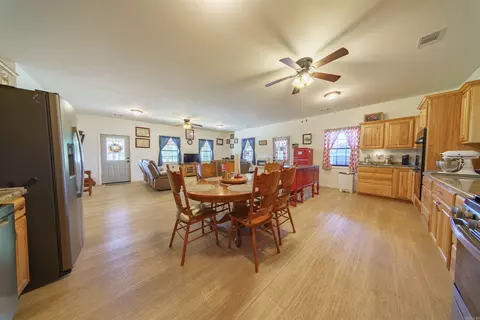 10 Strawberry Valley Rd, Ash Flat, AR 72513 photo 14