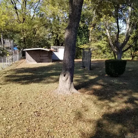 614 E Highland St, Malvern, AR 72104 photo 6