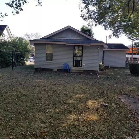614 E Highland St, Malvern, AR 72104 photo 2