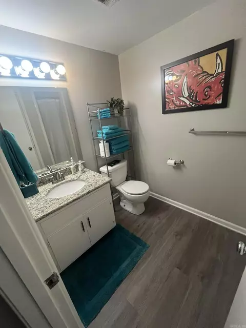 Bath - 2 Southern Pines Dr, Pine Bluff, AR 71603 photo 4 of 5