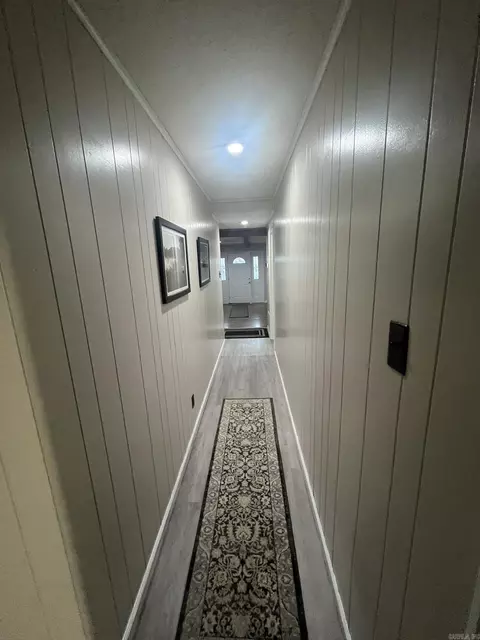 Entry Way - 2 Southern Pines Dr, Pine Bluff, AR 71603 photo 3 of 5