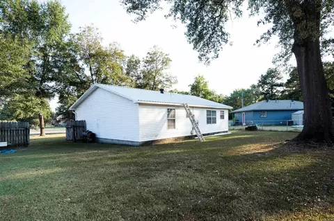 301 N Gum St, Beebe, AR 72012 photo 21