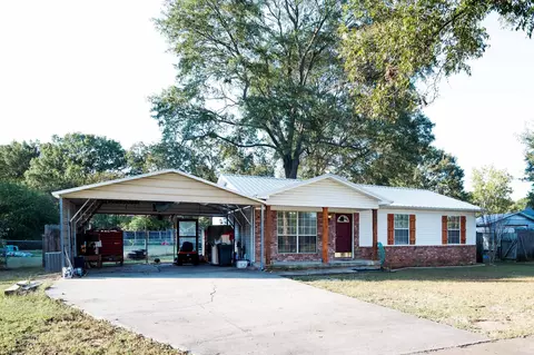 301 N Gum St, Beebe, AR 72012 photo 2