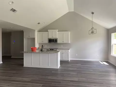 512 Crepe Mrytle Lp, Cabot, AR 72023 photo 3