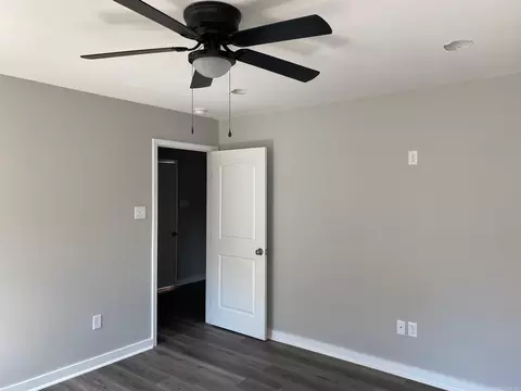 Bedroom - 518 Crepe Myrtle Lp, Cabot, AR 72023 photo 3 of 8