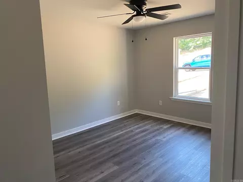 Bedroom - 518 Crepe Myrtle Lp, Cabot, AR 72023 photo 2 of 8